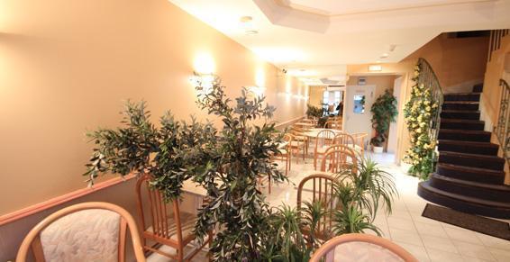 Hotel Asteries Тур Экстерьер фото